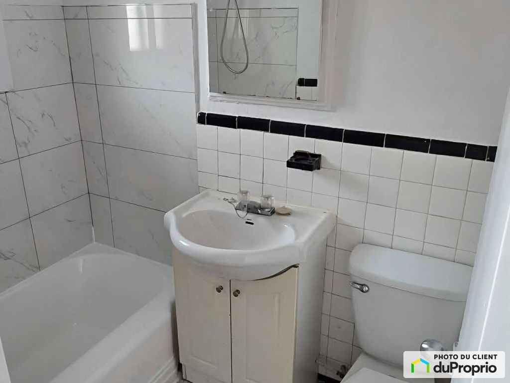 $775,000 - Quadruplex for sale in Laval-des-Rapides — photo 3