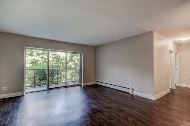 3 BDRM SUITE - fully renovated - Available May 1st in Long Term Rentals in Hamilton - Image 7