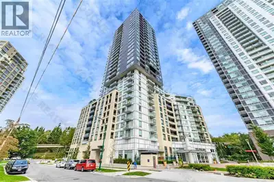 Bright and modern 1-bedroom, 1-bathroom condo at Wall Centre Central Park. This thoughtfully designe...