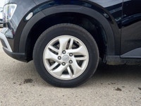 This Hyundai Venue delivers a Regular Unleaded I-4 1.6 L/98 engine powering this Variable transmissi... (image 9)