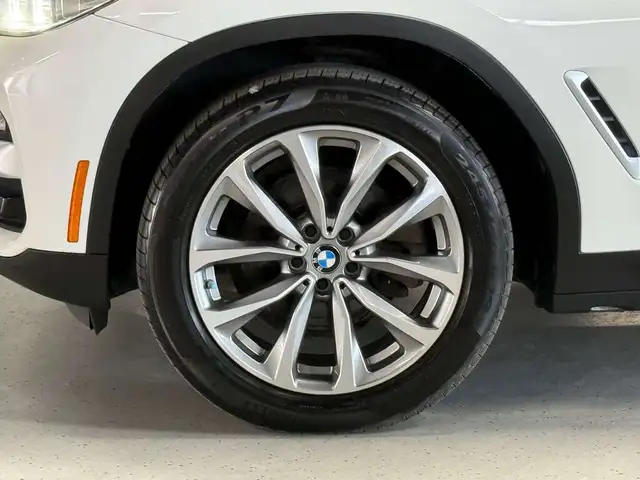 2019 BMW X3 No Accidents l xDrive l CarPlay l Wireless Charger in Cars & Trucks in City of Toronto - Image 4