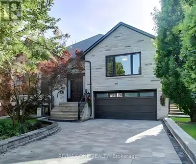 55 SISMAN AVENUE Aurora (Aurora Highlands), Ontario