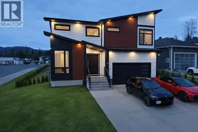 You will be impressed! From the moment you pull into the driveway of this contemporary new build you...