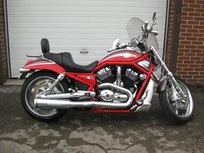 Welcome New Riders! Financing Options Available! 2006 VRSCSE2 with only 796 produced in the Electric...
