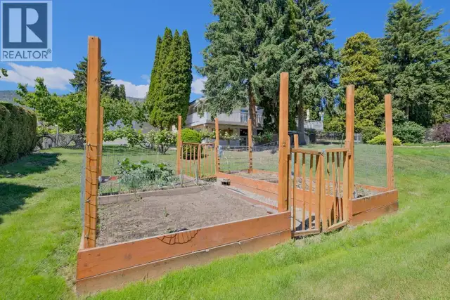 709 BARTLETT Drive Penticton, British Columbia in Houses for Sale in Penticton - Image 37