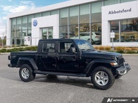 Only 29,963 Miles! This Jeep Gladiator boasts a Regular Unleaded V-6 3.6 L/220 engine powering this... (image 6)