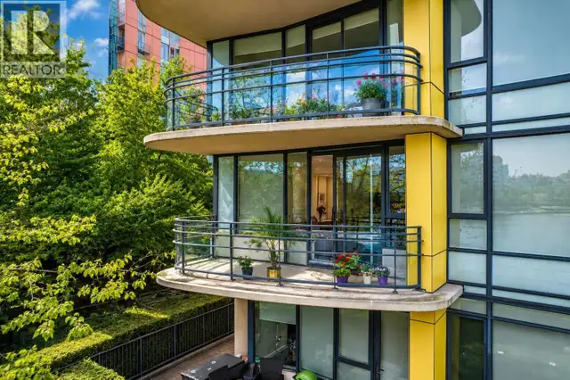 200 9 SMITHE MEWS Vancouver, British Columbia in Condos for Sale in Vancouver - Image 25