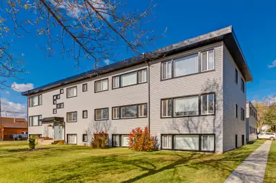 Apartments for Rent near Westmount Mall Edmonton - Skyview Apart