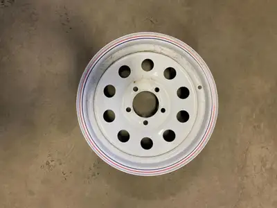 Trailer wheels Brand New 15 inch 6 bolt and 5 bolt x4 1/2 bolt pattern white spoke. These are the mo...