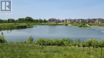 Brand New 1-Bedroom, plus Den 1 parking and 1 locker Condominium Located In One Of Milton's Most sou...