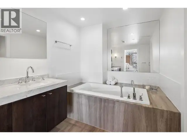 1701 1372 SEYMOUR STREET Vancouver, British Columbia in Condos for Sale in Vancouver - Image 17