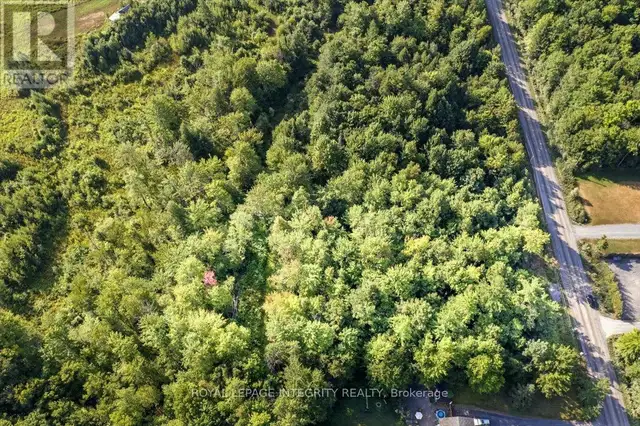 LOT ROLLIN ROAD Clarence-Rockland, Ontario in Land for Sale in Ottawa - Image 8