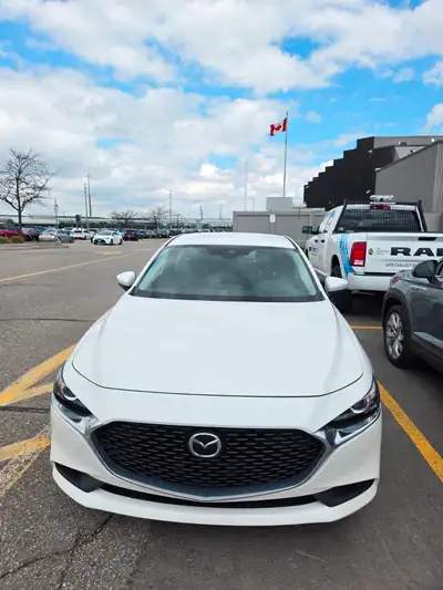 Mazda 3 Used Vehicle. 1 owner only. Serious Inquiries Only Please. Non Luxury FWD Trim.