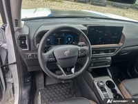 Clean CarFax Report! Very Low Kilometers! Oxford White 2025 Ford Bronco Sport Outer Banks 4X4, 8-Spe... (image 9)