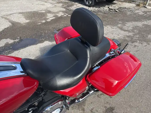 2023 Harley-Davidson Street Glide ~ STREET GLIDE ~ CANANDIAN ~ 1 in Sport Touring in City of Toronto - Image 20