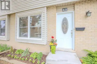 Welcome to this well maintained 3 bedroom, 1.5 bathroom condo located in the desirable south end, ju...