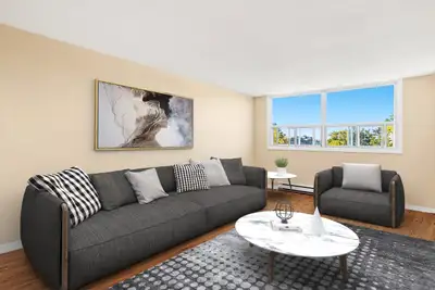 Spacious 1-Bedroom Apartment, All Utilities Included