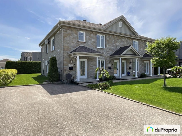 $300,000 - Condominium for sale in Chicoutimi (Chicoutimi) — photo 1