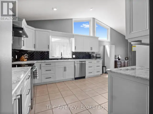7721 PARKVIEW CRESCENT Niagara Falls (Ascot), Ontario in Houses for Sale in St. Catharines - Image 6