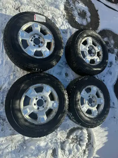 *Tire Size: LT245/75R17 *Season: WINTER *Tread: 80-90 *Bolt Pattern: 7x150 *Center Bore: 87.1 mm *Br...