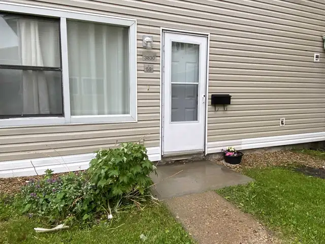 Clareview Apartment For Rent | Clareview Court Townhomes in Long Term Rentals in Edmonton - Image 18