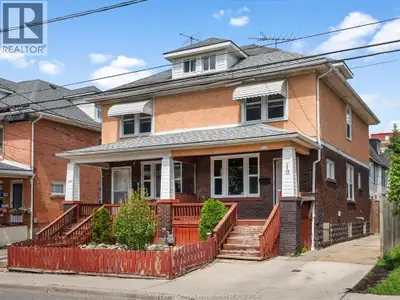 This purpose-built duplex offers exceptional value with two spacious side-by-side units, each featur...
