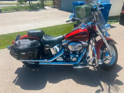 One owner 2005 Heritage Classic, garage kept. 88 cube moved up to 105 cube plus stage 3 kit. Vance a...