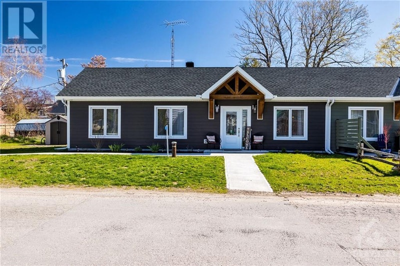 7 SOUTH STREET Spencerville, Ontario Houses for Sale Brockville