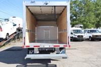 2026 GMC Savana CAMION NEUF / 13 KM / 6.6 LITRES 8 CYLINDRES / 2026 GMC SAVANA 3500 CUBE 12 PIEDS +... (image 9)