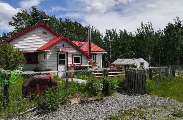 3rd St & Pearl. Atlin, BC. PropertyGuys.com ID#143527