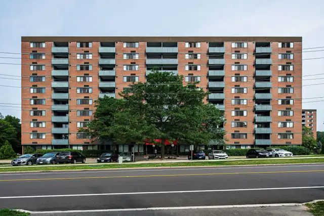 130 & 140 Lincoln Road - One Bedroom Apartment Apartment for Ren in Long Term Rentals in Kitchener / Waterloo - Image 10
