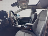 2.5L 4-Cylinder Engine | 8-Speed Automatic Transmission | All-Wheel Drive | Power Moonroof | Heated... (image 9)