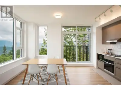 704 8750 UNIVERSITY CRESCENT Burnaby, British Columbia