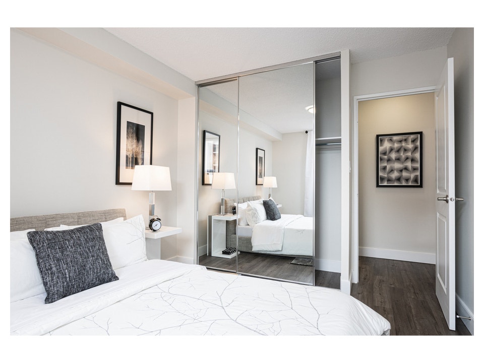 2 Bedroom Apartment for Rent - 57 Forest Ave 5