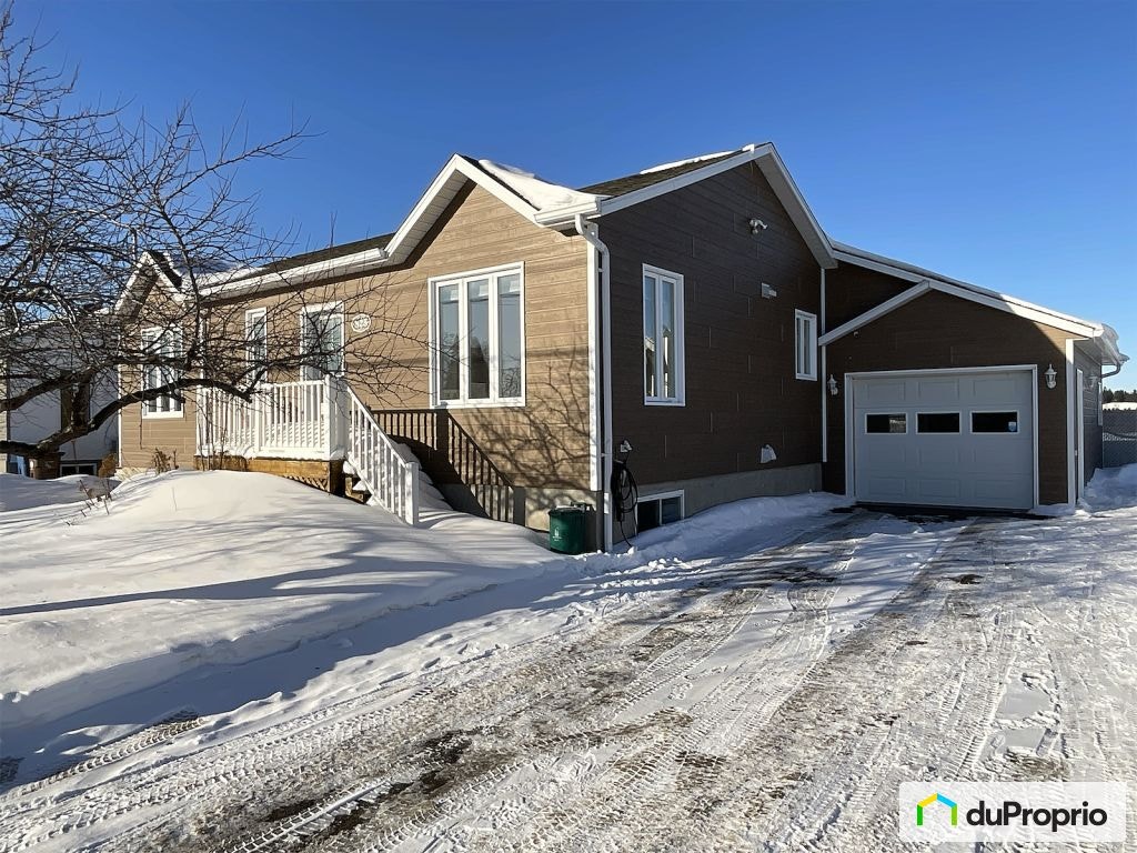 $434,900 - Bungalow for sale in Alma — photo 1