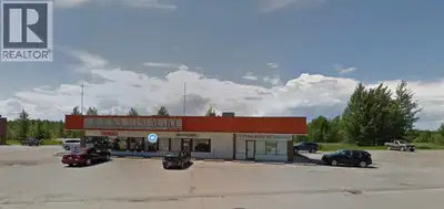 For Lease on 900 sq.ft Office/Retail space located in #2, 4924 47 Ave, Rocky Mountain House AB. The...