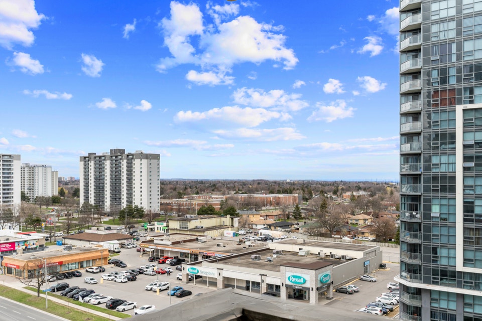Markham Road Apartments – 1050 - 1 Bedroom available at 1050 Mar 5