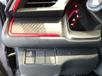 The 2019 Honda Civic Type R is built for those who live for the thrill of the drive. With its aggres... (image 8)