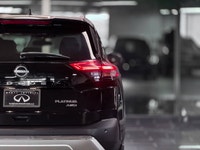 The 2023 Nissan Rogue Platinum is the flagship trim of Nissan's best-selling SUV, offering a near-lu... (image 6)