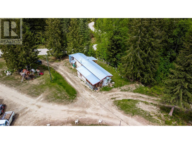 2180 Clough Road Revelstoke, British Columbia in Houses for Sale in Revelstoke - Image 4