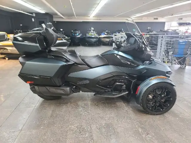 2025 CAN-AM Spyder RT Limited SE6 in Sport Touring in Lanaudière - Image 6