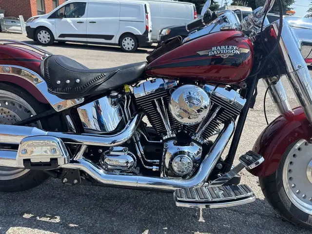 2010 Harley-Davidson Fat Boy ~ FAT BOY ~ 96CI ~ CANADIAN ~ COOL  in Street, Cruisers & Choppers in City of Toronto - Image 11