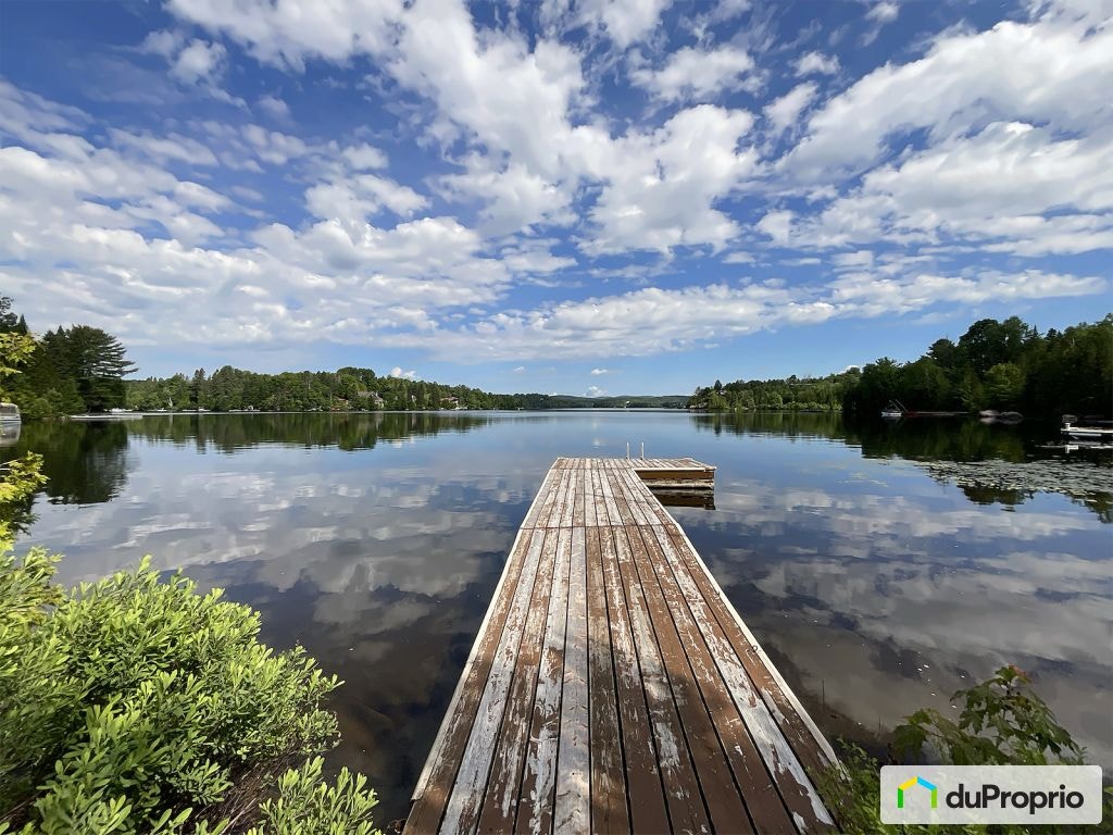 $418,000 - 1 1/2 Storey for sale in Estérel — photo 1