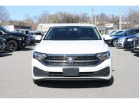 Experience modern efficiency, sleek design, and everyday practicality in this 2022 Volkswagen Jetta... (image 1)