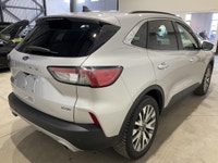 Le Ford Escape Hybrid 2020 TITANIUM AWD CUIR MAGS CAMERA RECUL A/C CRUISE offert chez AutoStudio 72... (image 3)