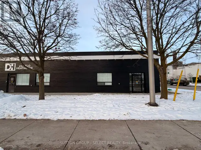 275 COLBORNE STREET London East (East K), Ontario in Commercial & Office Space for Rent in London - Image 3