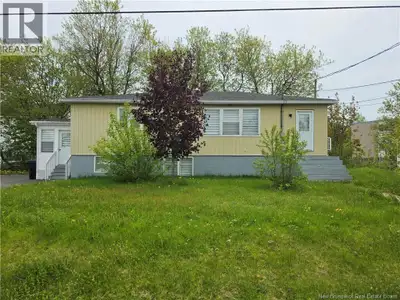 Looking for a property with income potential? 665 St. Simon could be the perfect opportunity. Conven...