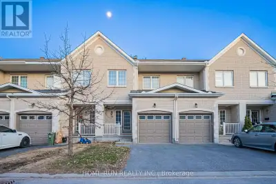 This beautifully maintained bright and spacious townhome truly reflects pride of ownership, featurin...