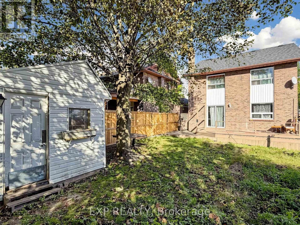 4+1 Bedroom Detached Home for Sale in Whitby | In-Law Suite, photo 6 of 6