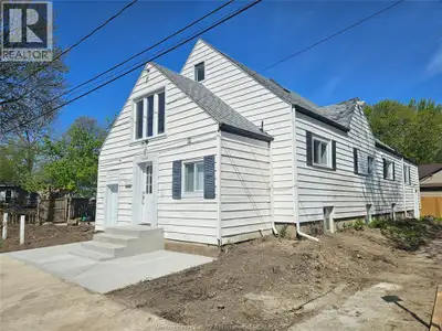 Newly Renovated & Move in ready Unit with 3 bedrooms and One 3-piece bathroom. Great for young profe...